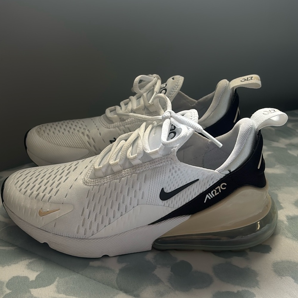 Nike 270 Women’s